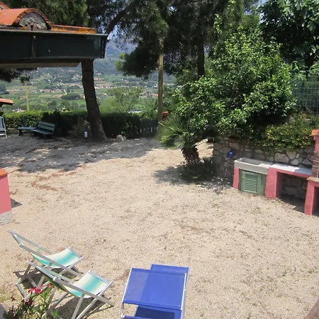 Apartment In Mit Schoenem Garten